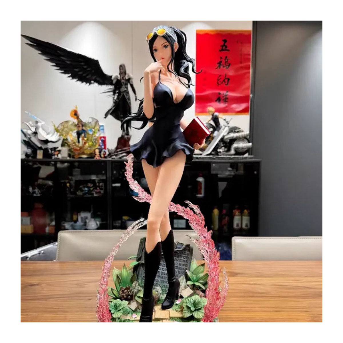 Bandai One Piece Nico Robin Sammlerfigur aus PVC in Schwarz, Höhe: 34 cm - Bild 4