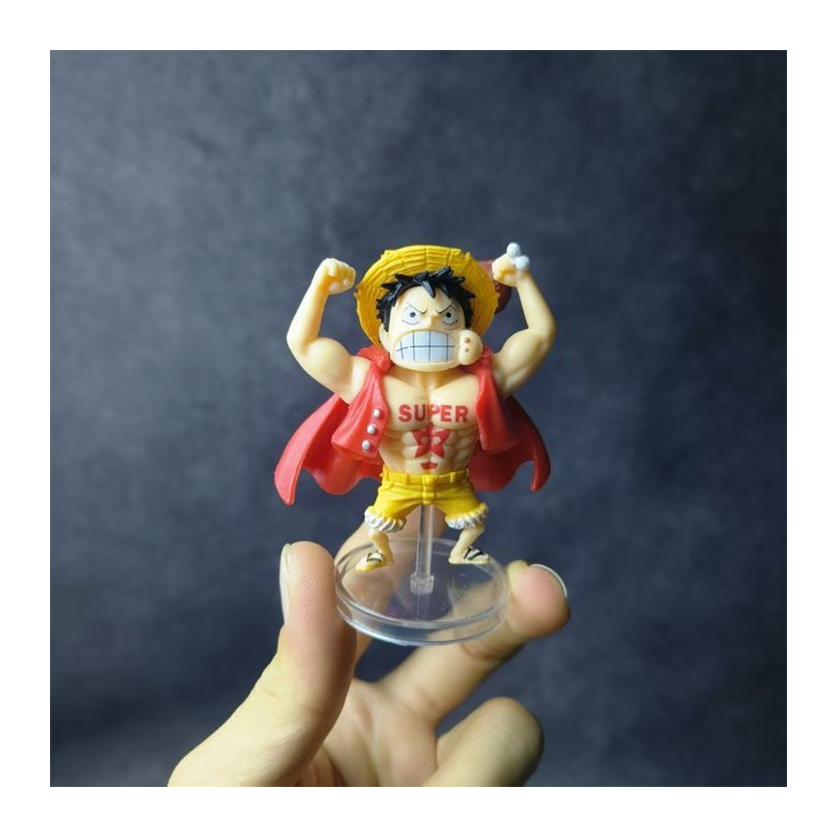 Bandai One Piece Q Version Muscle Luffy Action Figure aus Kunststoff, mehrfarbig - Bild 1