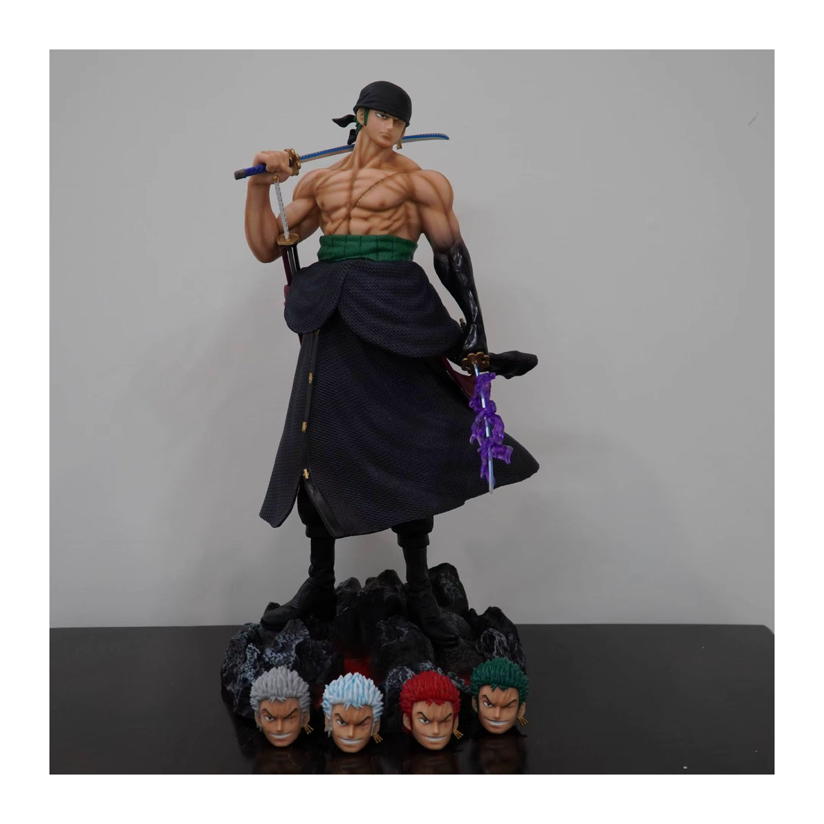 Bandai One Piece Roronoa Zoro Actionfigur aus Kunststoff, mehrfarbig, Höhe: 50 cm - Bild 2