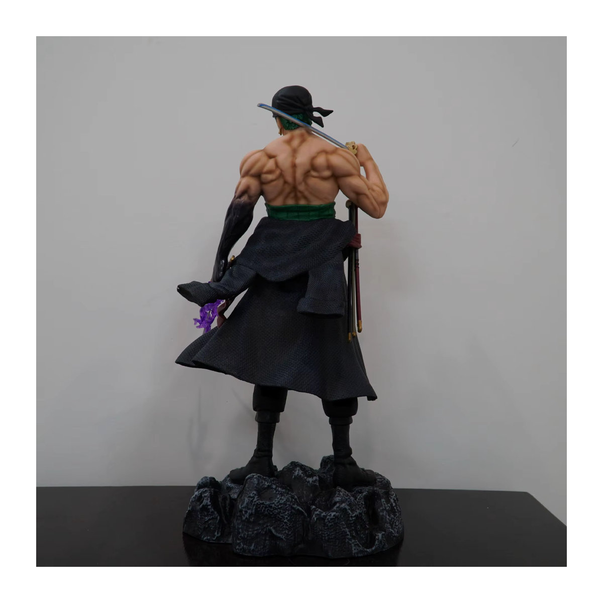 Bandai One Piece Roronoa Zoro Actionfigur aus Kunststoff, mehrfarbig, Höhe: 50 cm - Bild 3