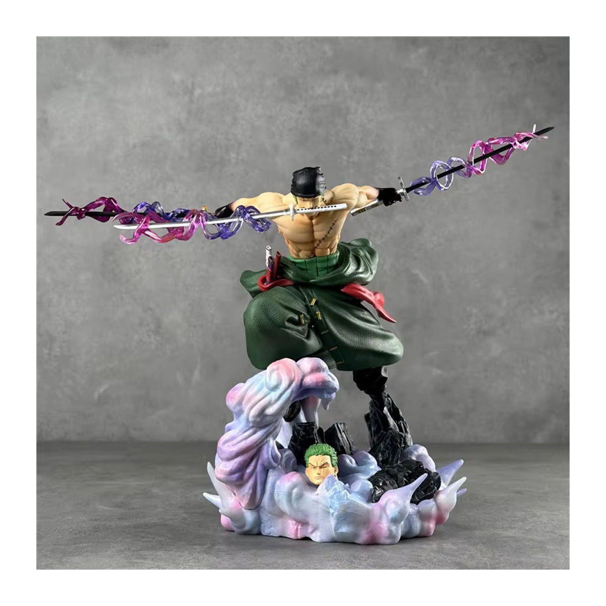 Bandai One Piece Roronoa Zoro Actionfigur im Drei-Schwert-Stil aus Kunstharz, mehrfarbig - Bild 2