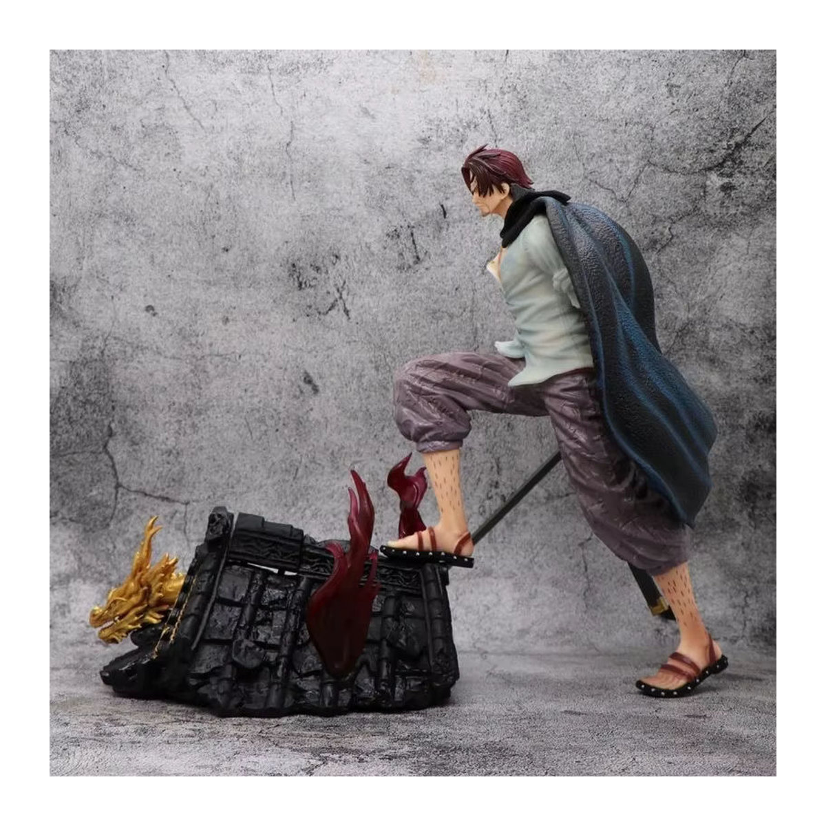 Bandai One Piece Shanks Figur Statue Modell aus Kunstharz in Rot und Mehrfarbig als Sammlerstück und Dekoration - Bild 4