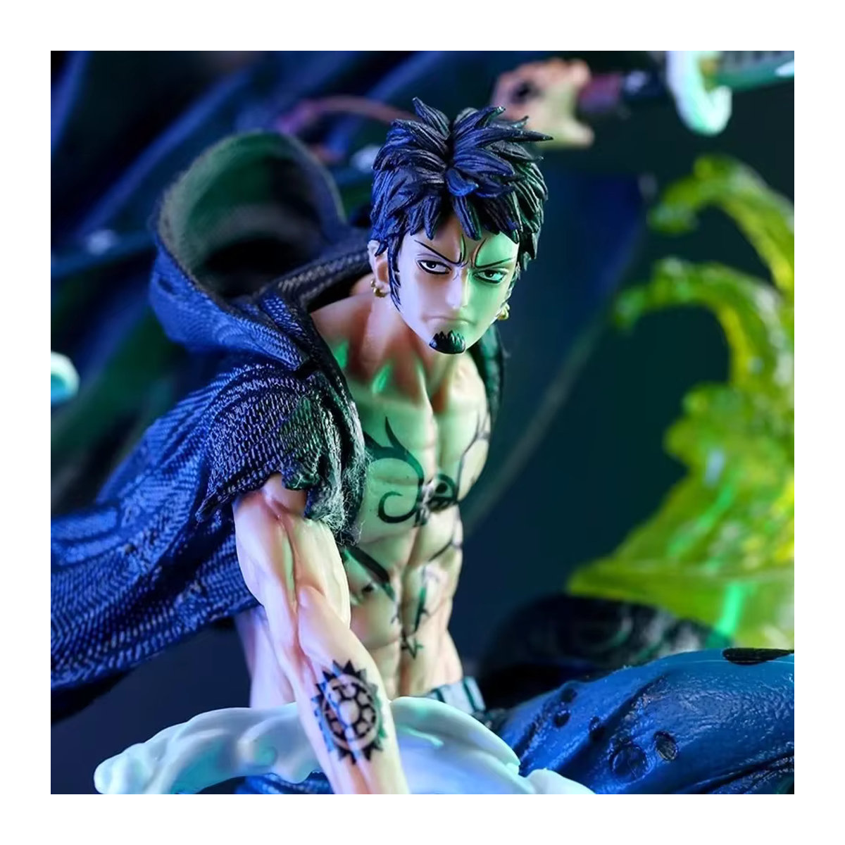 Bandai One Piece Trafalgar Law Anime Figur, mehrfarbig, Höhe: 42 cm - Bild 4