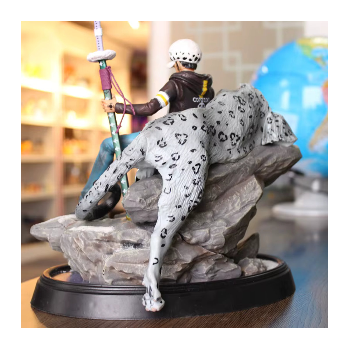 Bandai One Piece Trafalgar Law Battle Ver. Action Figure Statue aus PVC, mehrfarbig, Höhe: 30 cm - Bild 5