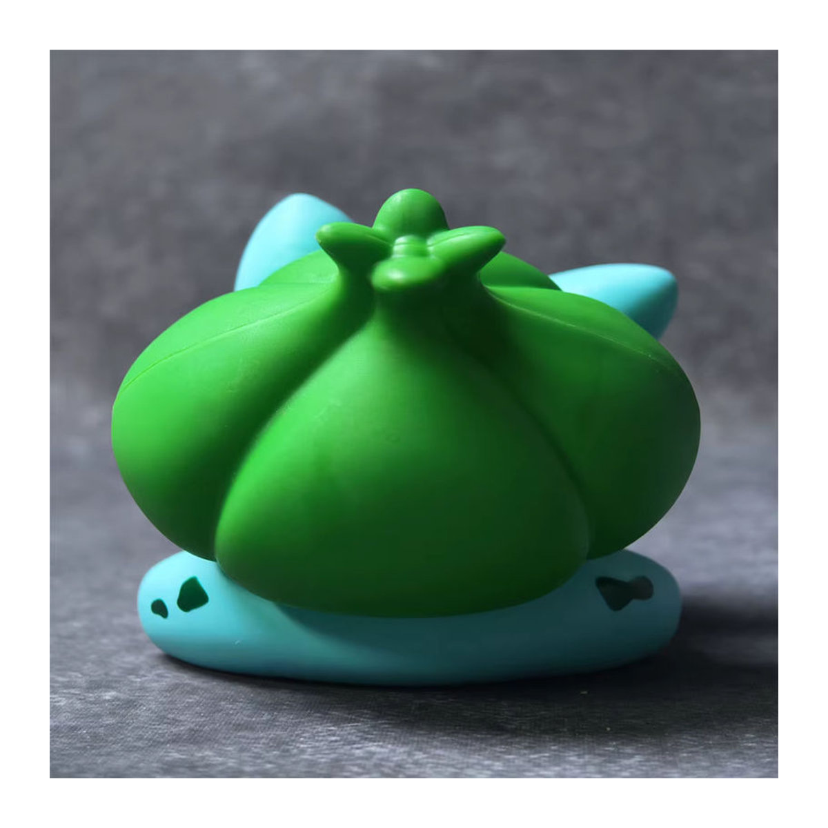Bandai Pokemon Bulbasaur Anime Figur in Grün, 9 cm Dekorationsfigur aus Kunststoff - Bild 2