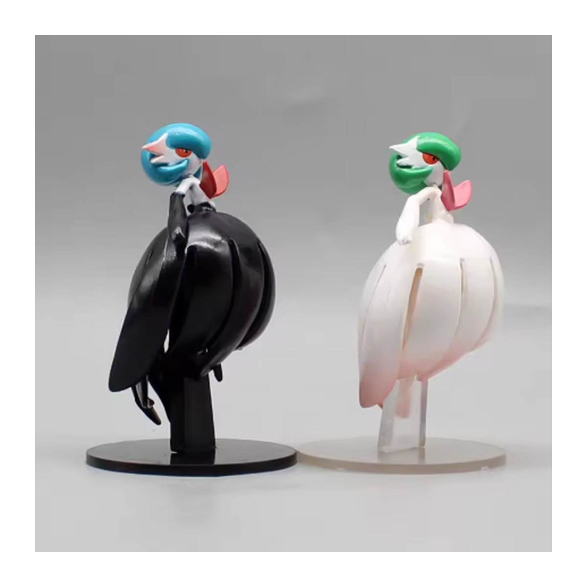Bandai Pokémon Mega Gardevoir und Shiny Gardevoir Actionfiguren Set aus Kunststoff, mehrfarbig - Bild 1