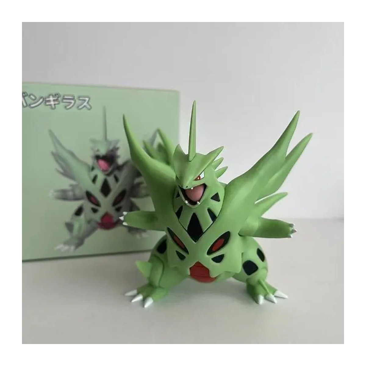 Bandai Pokemon Mega Tyranitar Actionfigur in Grün, PVC Sammlerstatue aus Kunststoff, Höhe: 11 cm - Bild 1
