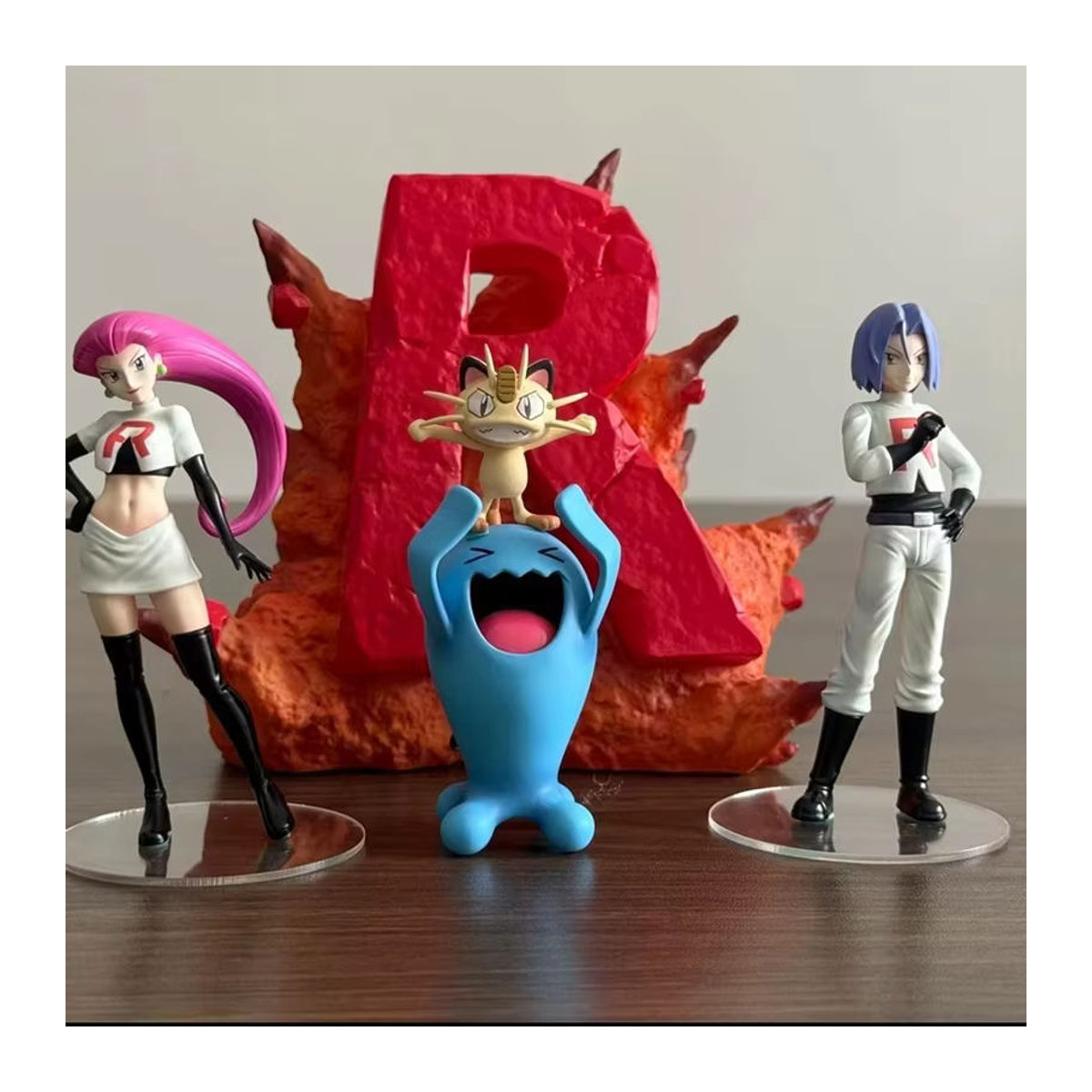 Bandai Pokemon Team Rocket Anime Figuren Jessie und James aus PVC, mehrfarbige Sammlerstatue zur Dekoration - Bild 4