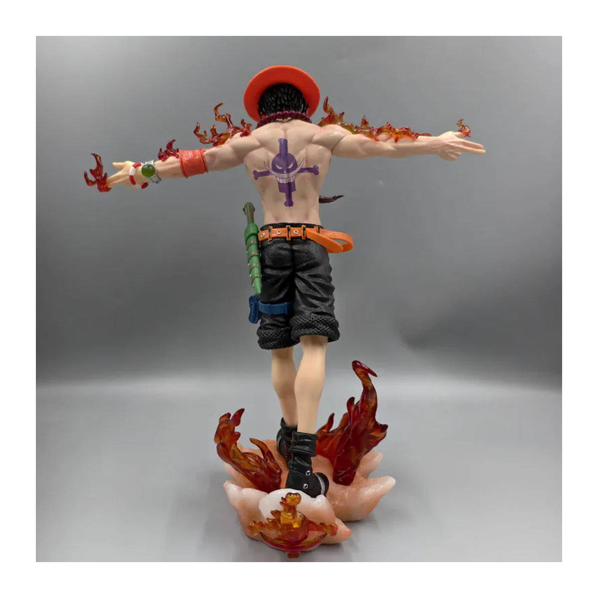 Bandai Portgas D. Ace Anime Actionfigur aus PVC in Orange und Mehrfarbig, Höhe: 27 cm - Bild 5