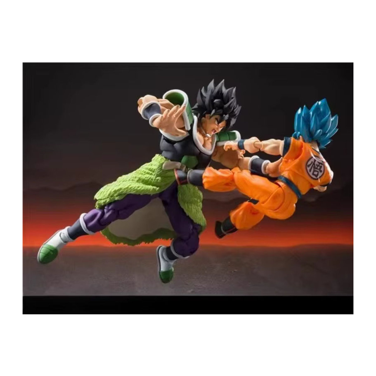Bandai S.H.Figuarts Dragon Ball Super Saiyan Goku und Vegeta Actionfiguren in Mehrfarbig aus Kunststoff - Bild 2