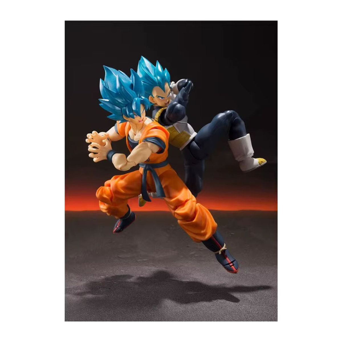 Bandai S.H.Figuarts Dragon Ball Super Saiyan Goku und Vegeta Actionfiguren in Mehrfarbig aus Kunststoff - Bild 4