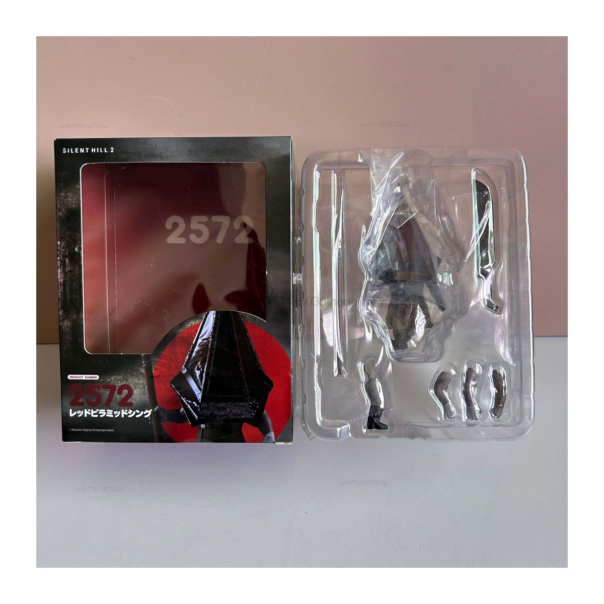 Bandai Silent Hill Red Pyramid Head Action Figure aus Kunststoff in Rot und Mehrfarbig - Bild 3