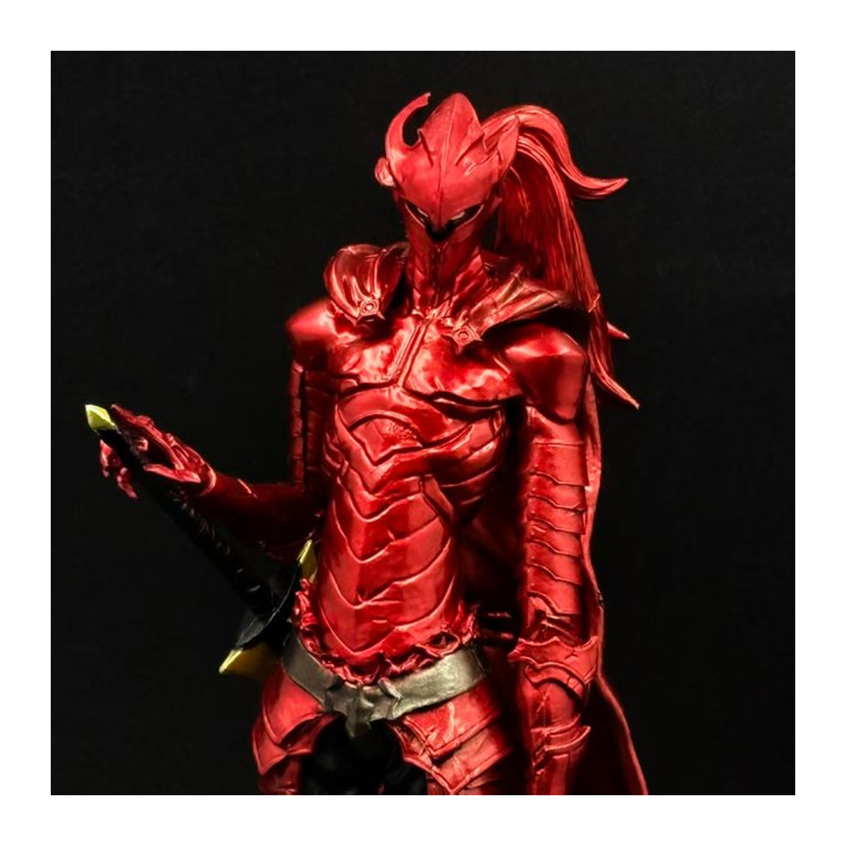 Bandai Solo Leveling Knight Yegret Bailey Premium Resin Anime Statue in Rot - Bild 1