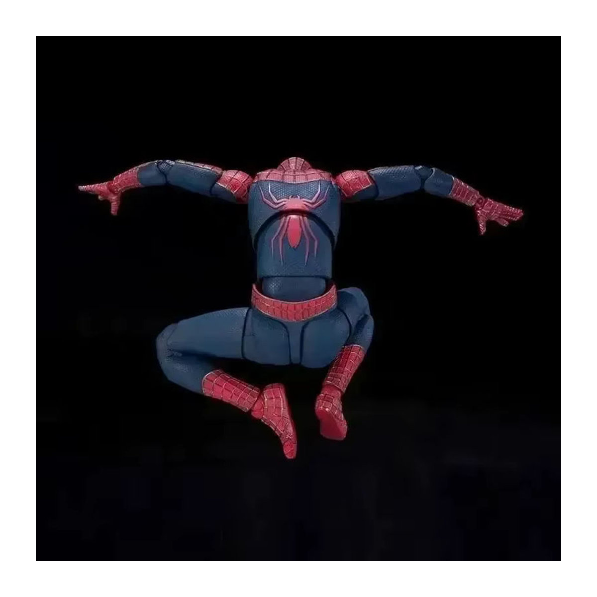Bandai Spiderman 3 Tobey Maguire Actionfigur aus Kunststoff in Rot als Sammlerstück und Dekoration - Bild 2