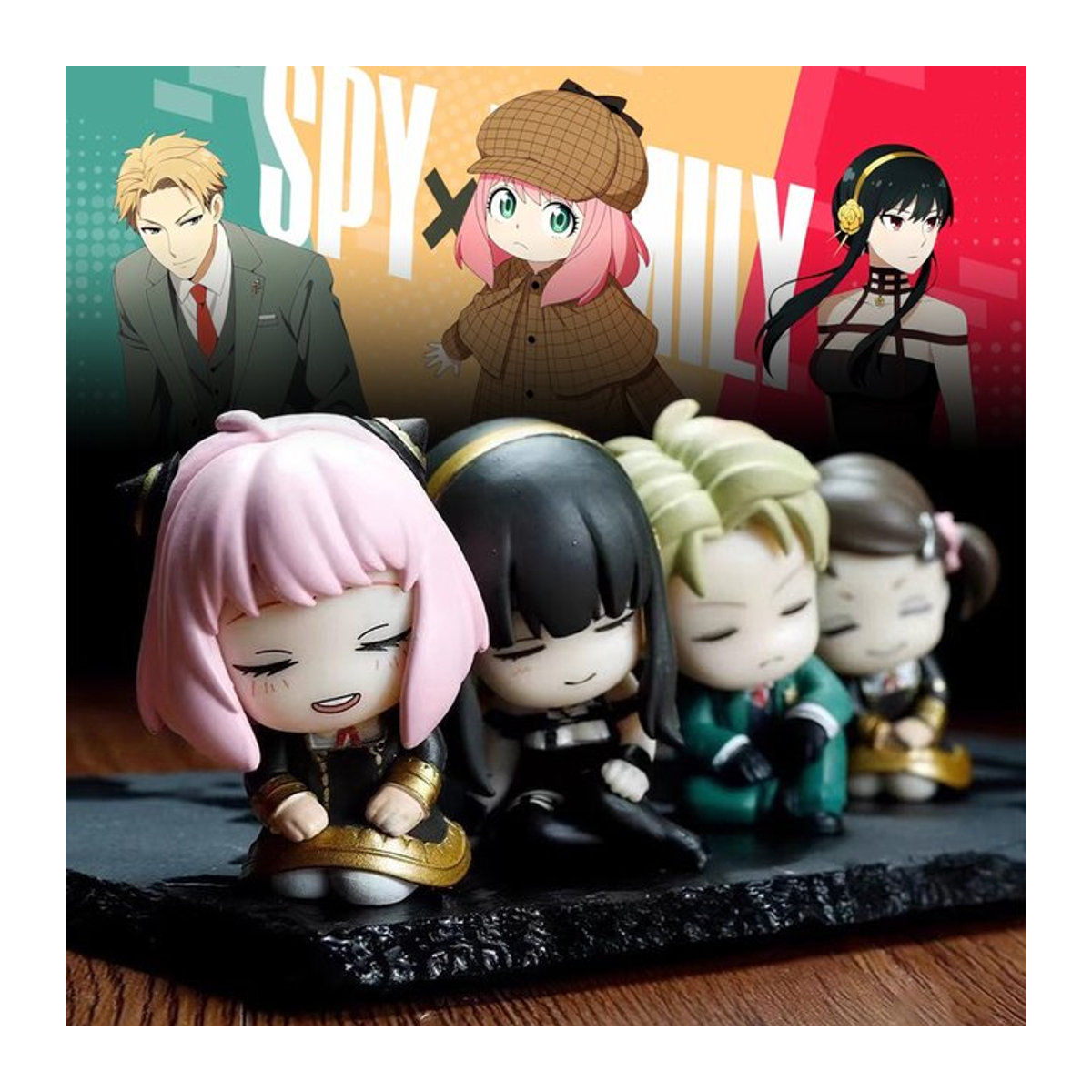 Bandai Spy x Family Anime Figuren Set mit Anya Forger, Loid und Yor Forger als niedliche Actionfiguren in Mehrfarbig, Kunststoff-Deko für deinen Schreibtisch - Bild 1