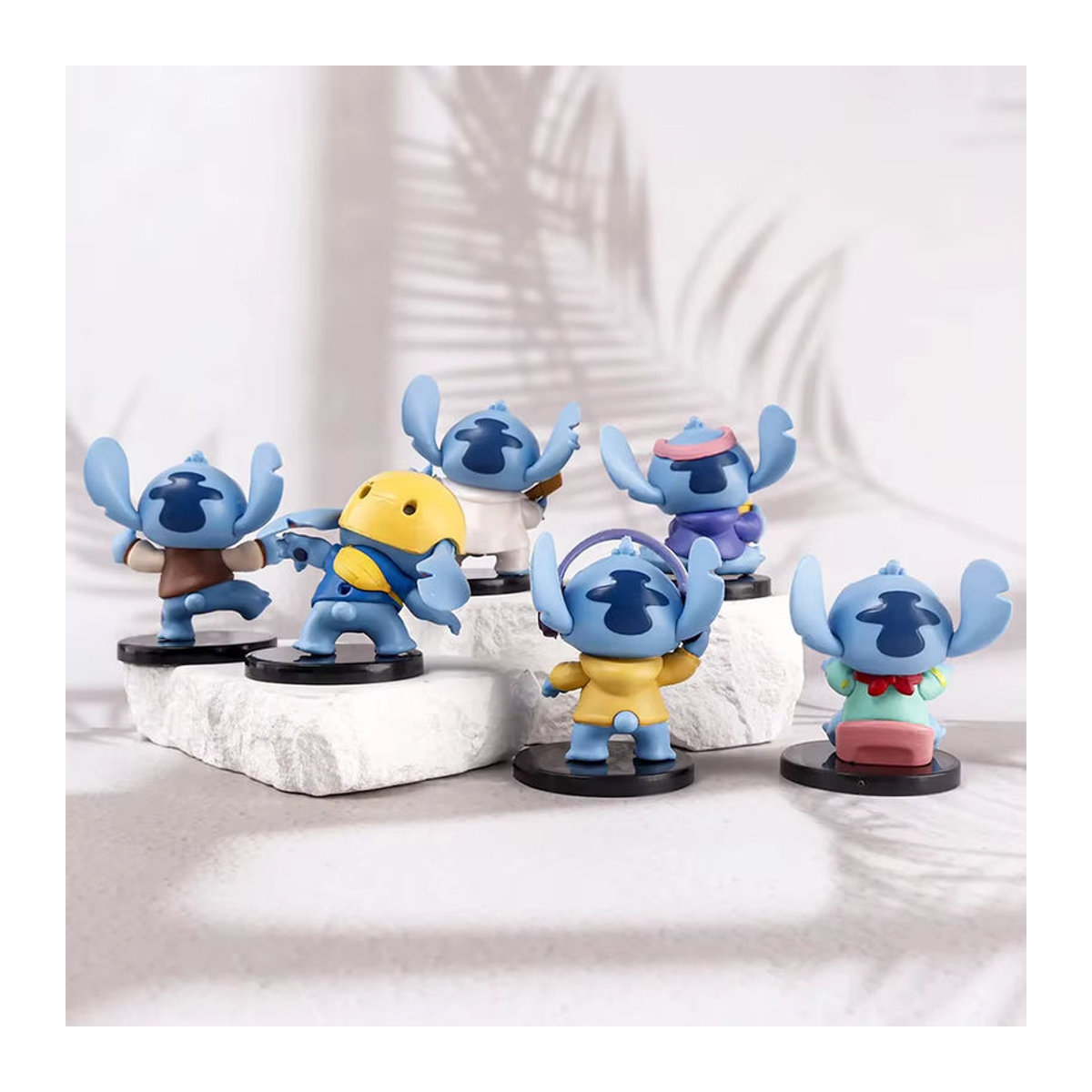 Bandai Stitch Rock Musik Anime Figur aus PVC als mehrfarbige Desktop Dekoration - Bild 3