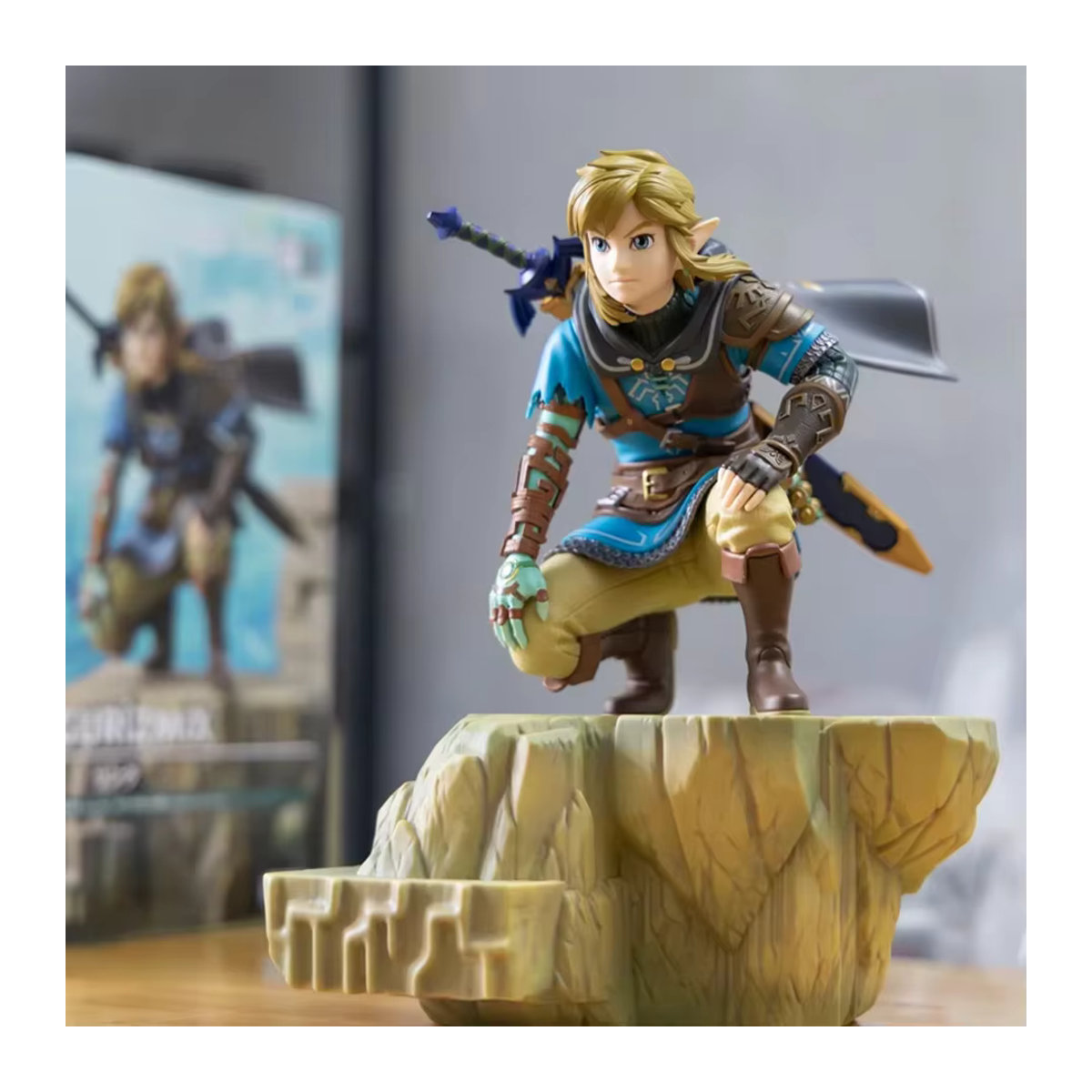 Bandai The Legend of Zelda Anime-Figur Link mit Schatzkiste, mehrfarbig, Höhe: 12 cm - Bild 4