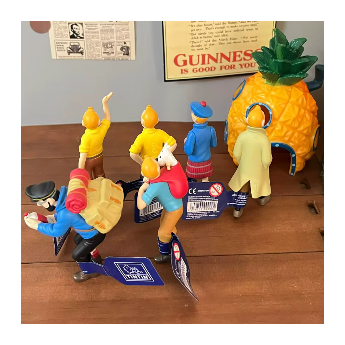 Bandai Tintin Hund Captain Figur aus Kunststoff, mehrfarbig - Bild 2