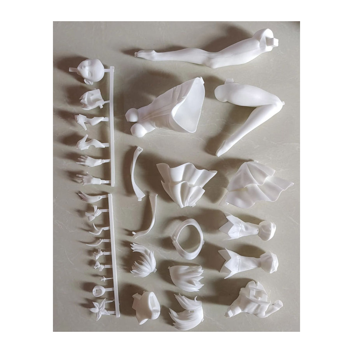 Bandai Tsukihime Arcueid Brunestud Anime Figur aus Kunstharz in Weiß und Mehrfarbig als DIY Modell zum Selberbauen - Bild 3