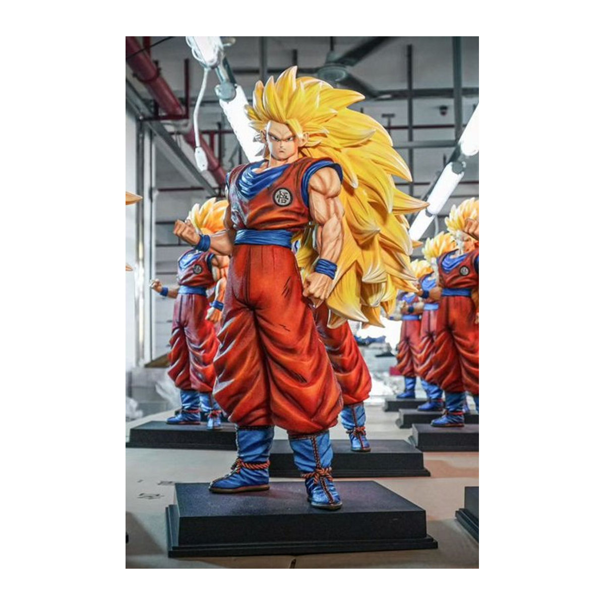 Bandai Wukong Cartoon Charakter Modell Statue aus Kunstharz, mehrfarbig, Höhe: 56 cm - Bild 1