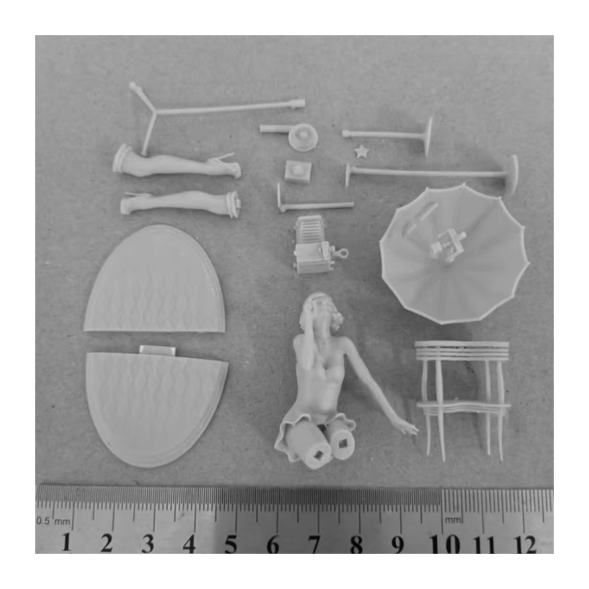 BANGSHE Modellbausatz Retro-Kameramädchen als Harzfigur im Maßstab 1:24, unmontiert und unbemalt, grau - Bild 2
