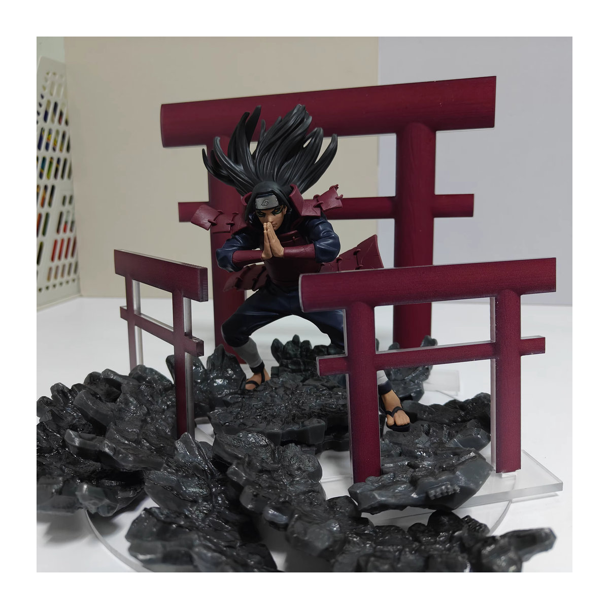 Banpresto Naruto Anime Senju Hashirama Vibration Stars Actionfigur mit Basis und Torii Acryl-Ständer, mehrfarbig - Bild 4