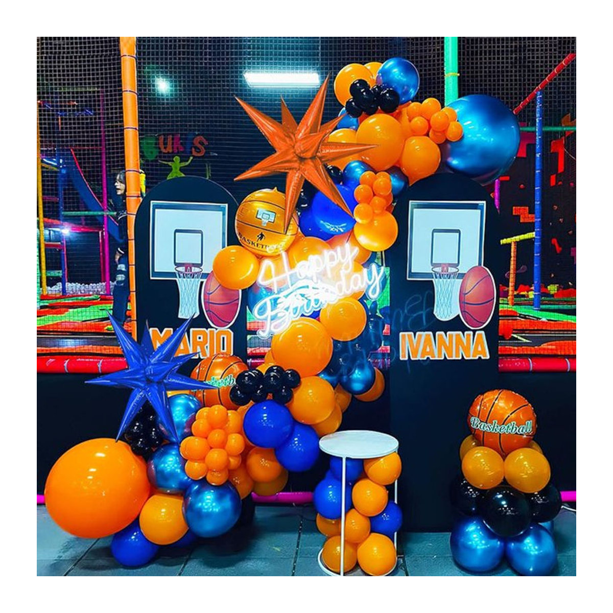 Basketball Ballon Girlande Set in Orange, Blau und Schwarz mit 4D Stern Explosion für deine Sport Thema Geburtstagsparty - Bild 1