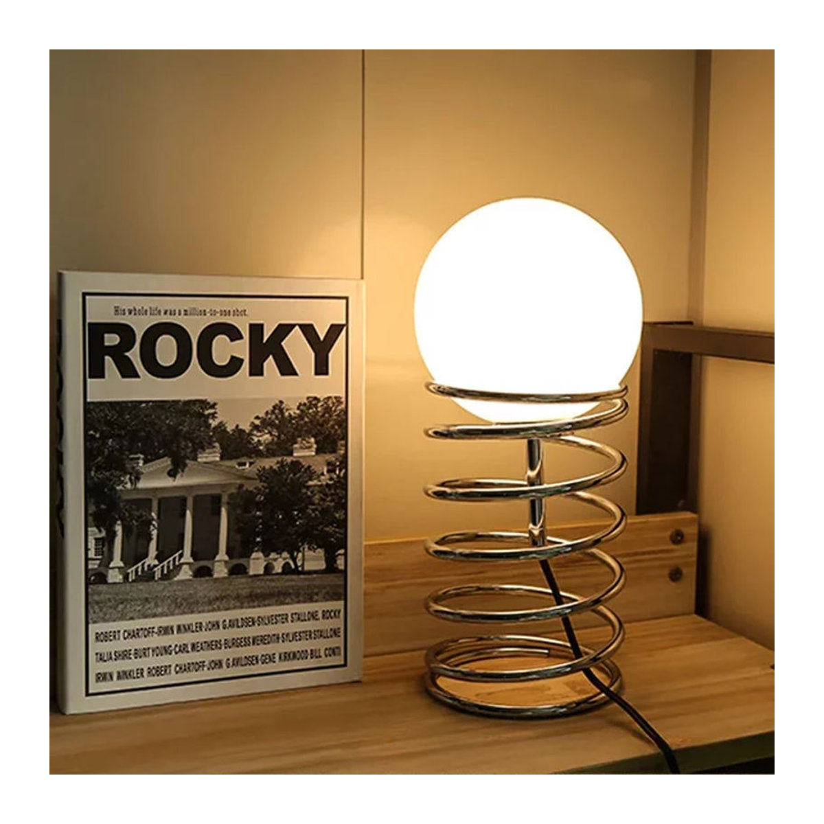 Bauhaus Frühlingsglas Tischlampe in Chrom und Glas im modernen minimalistischen Retro-Design - Bild 1
