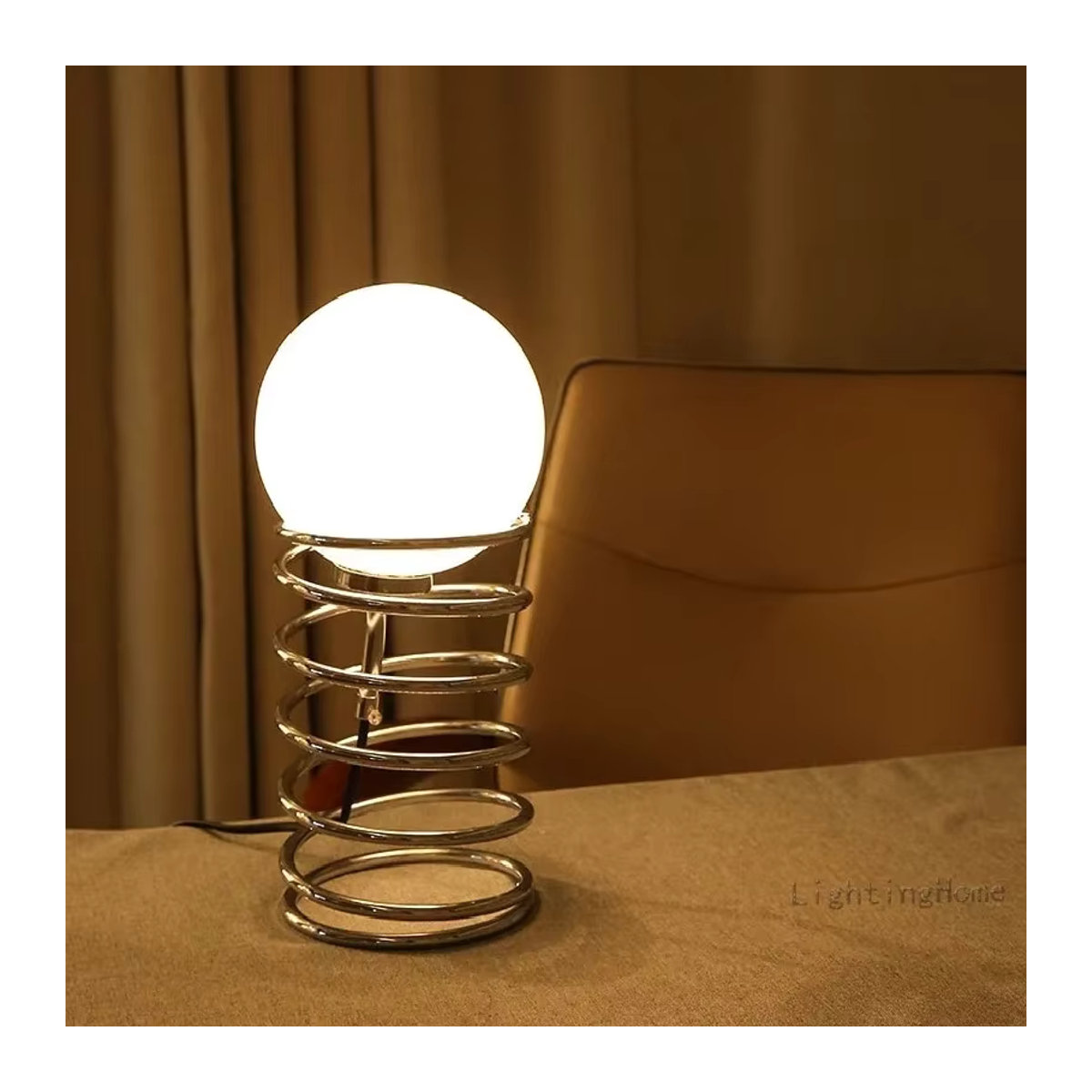 Bauhaus Tischlampe aus Glas in Silber im modernen skandinavischen Design - Bild 4