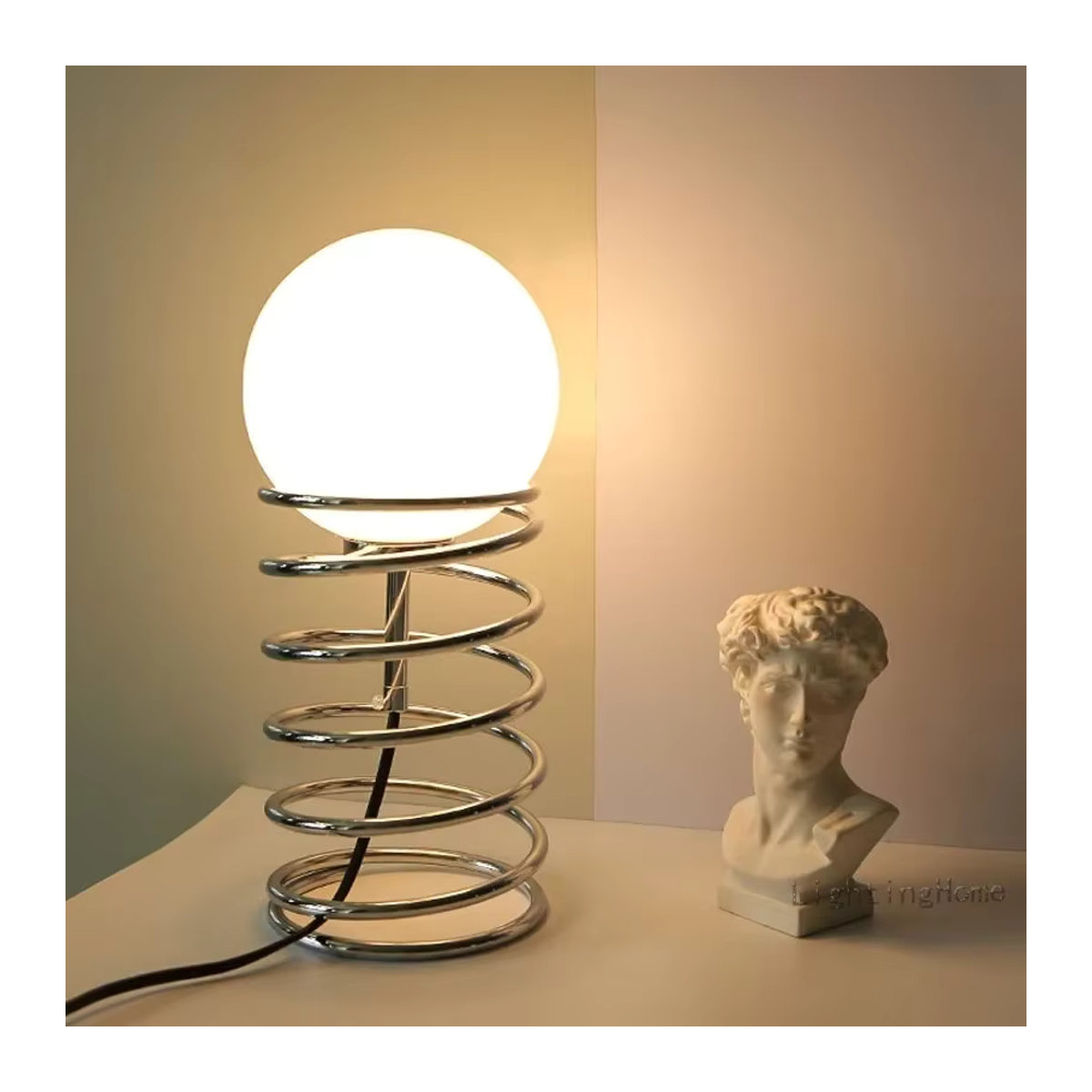 Bauhaus Tischlampe aus Glas in Silber im modernen skandinavischen Design - Bild 5