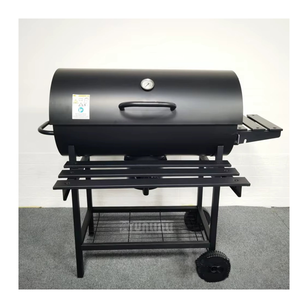 BBQ Holzkohlegrill im Barrel-Stil aus verchromtem Eisen in Schwarz mit Thermometer und drei Racks - Bild 3