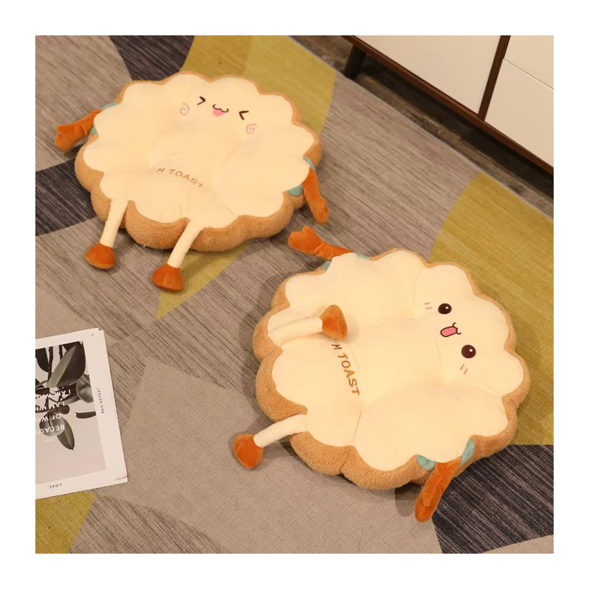Beiges Toast Brot Kissen aus Memory Foam als dekoratives Sitzkissen für Sofa und Stuhl - Bild 2