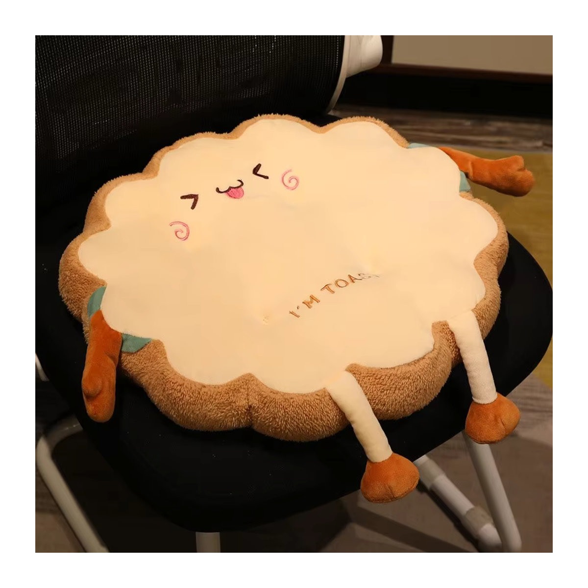 Beiges Toast Brot Kissen aus Memory Foam als dekoratives Sitzkissen für Sofa und Stuhl - Bild 6
