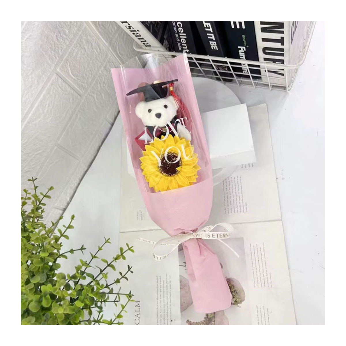 Best Wish Maester Bär Blumenstrauß mit Sonnenblumen als Dekoration, Farbe: Gelb, Beige, Mehrfarbig, Höhe: 36 cm - Bild 2