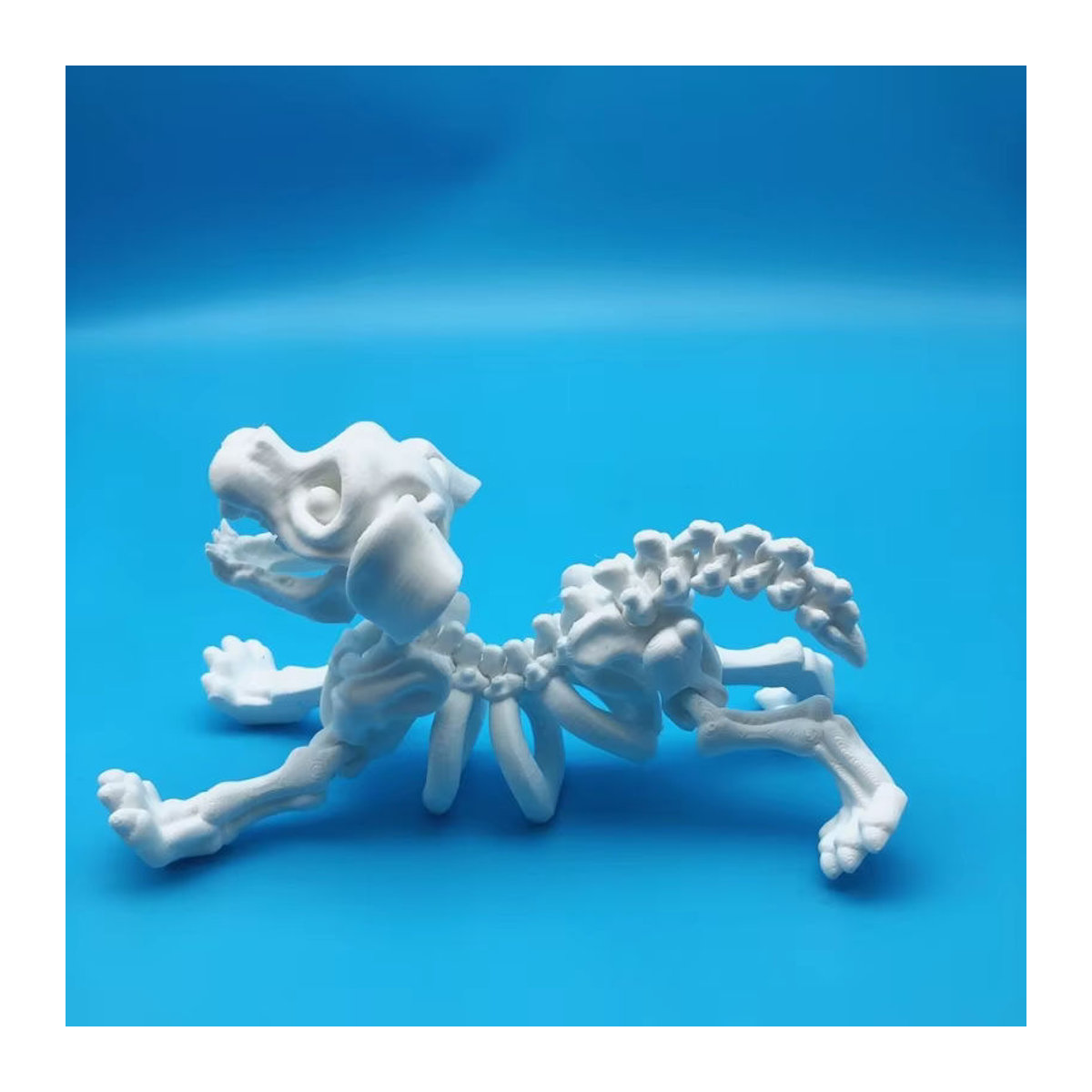 Bewegliche 3D-gedruckte Skelett-Dackel-Statue in Weiß aus Kunststoff für Halloween-Dekoration - Bild 2