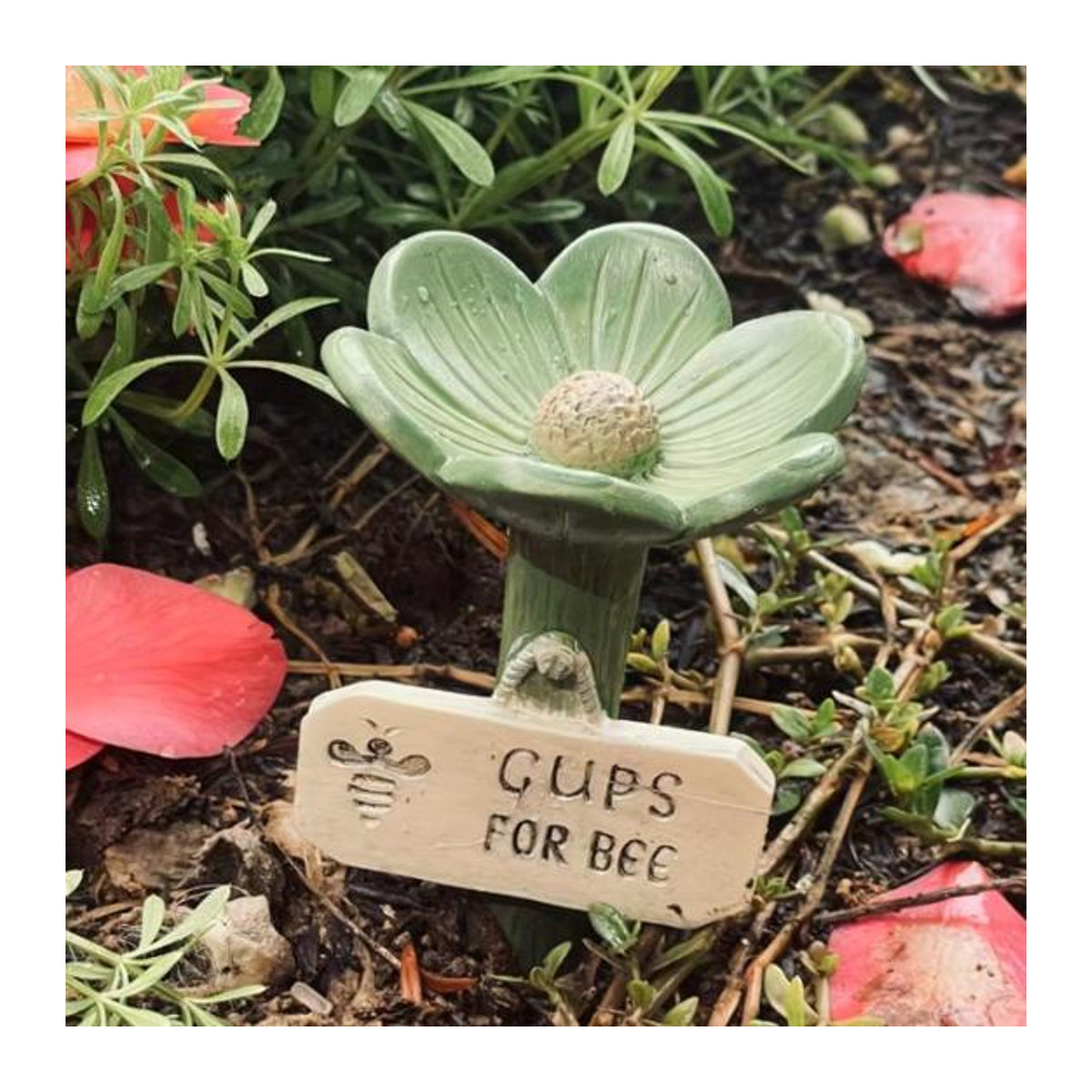 Bienen-Trinkstation Hello Garden aus Keramik in Rot, Blumenförmige Bienenfreundliche Schale für den Garten - Bild 6