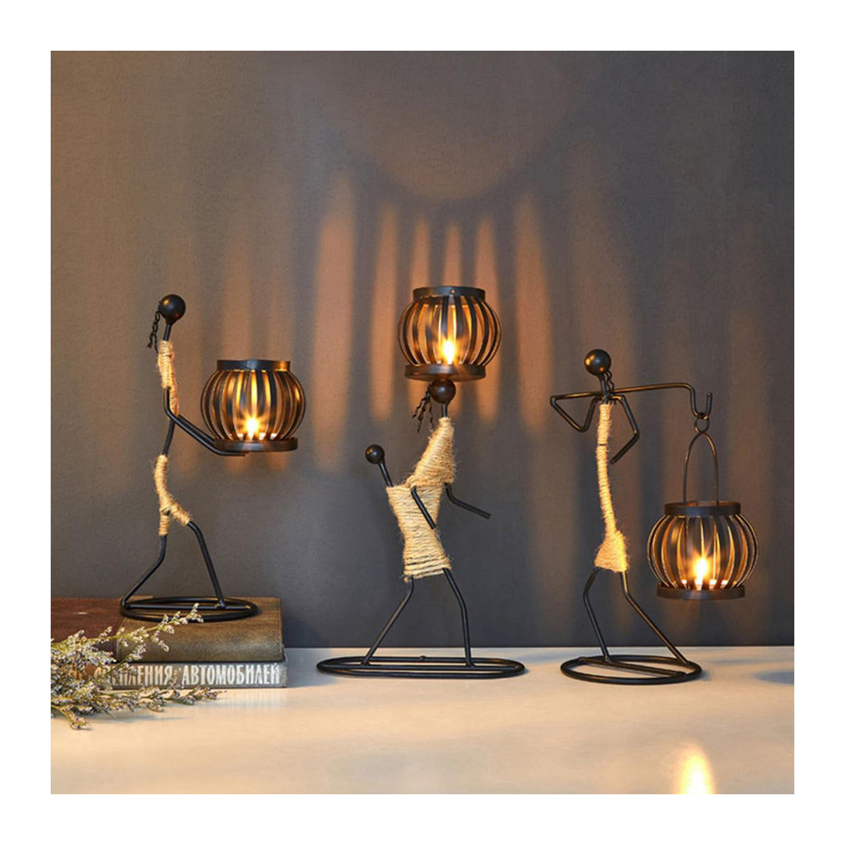 Binchi Lighting Appliances Kerzenständer aus Metall in Schwarz mit skandinavischem Design als abstrakte Mensch-Skulptur für Teelichter, Stumpenkerzen und Votivkerzen - Bild 2