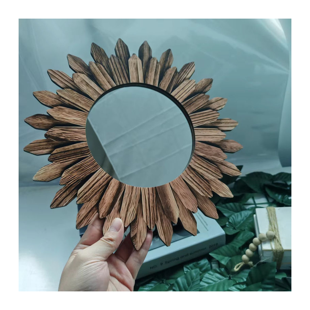 Bohemian Wandspiegel mit Sonnenblumen-Design aus Holz und Acryl, Braun, Durchmesser: 30,48 cm - Bild 3