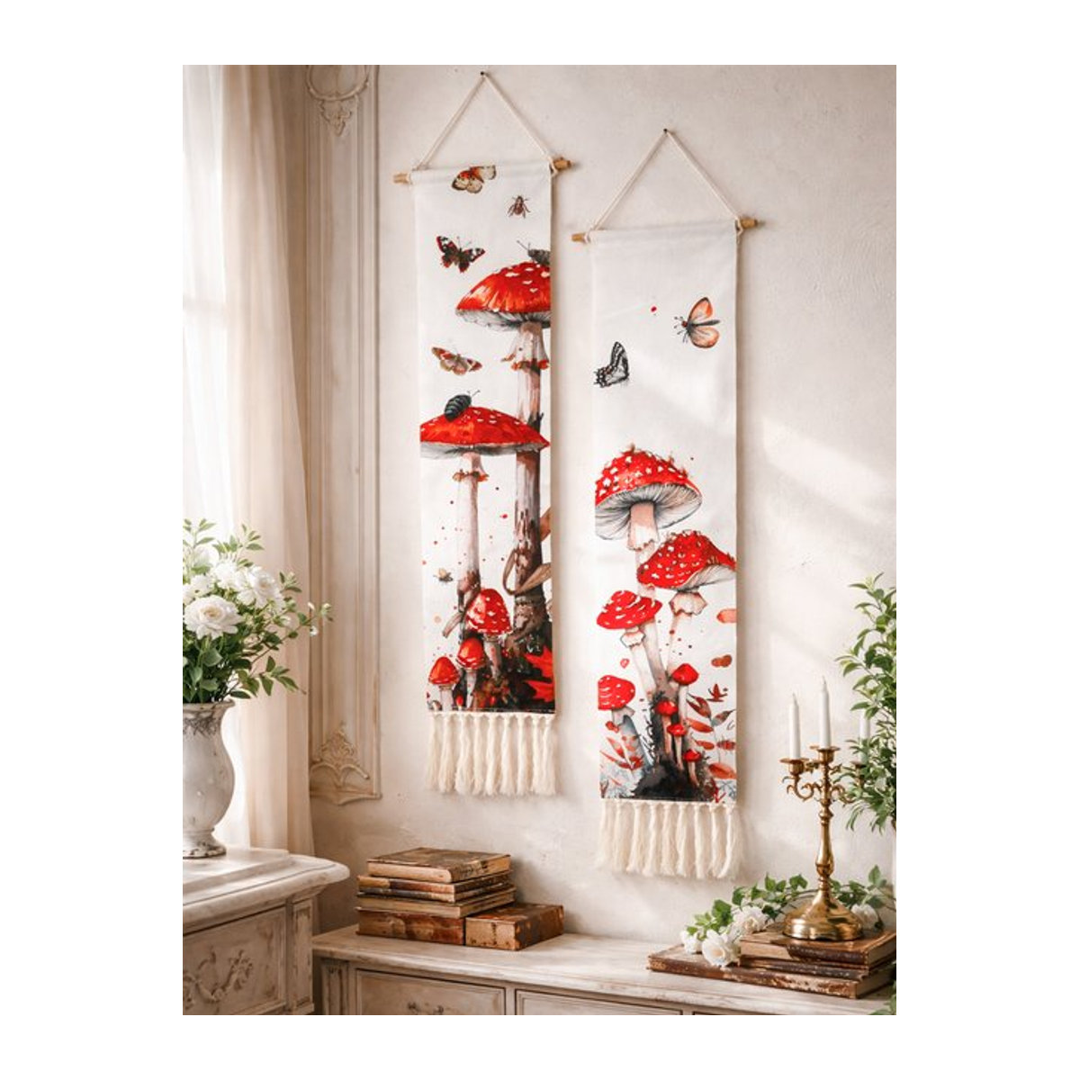 Boho Wandbehang aus Baumwolle mit rotem Pilz Motiv, Schmetterlingen und Insekten in Rot und Weiß - Bild 1