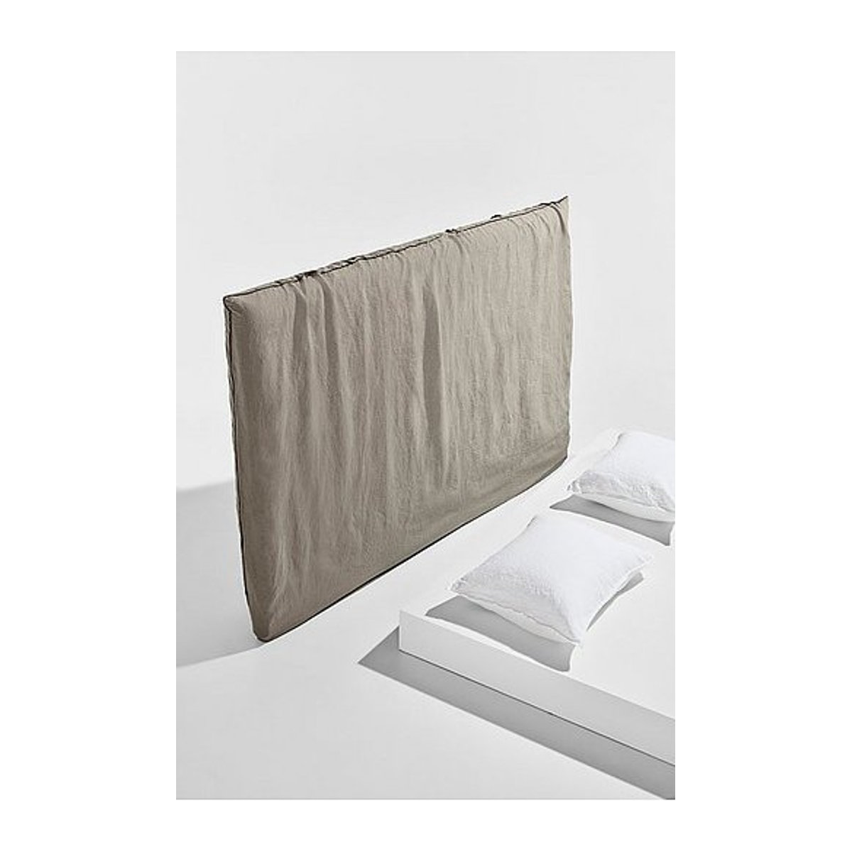 Bonne Kopfteilüberzug aus französischem Leinen in Pastill Beige oder Grün - Bild 1