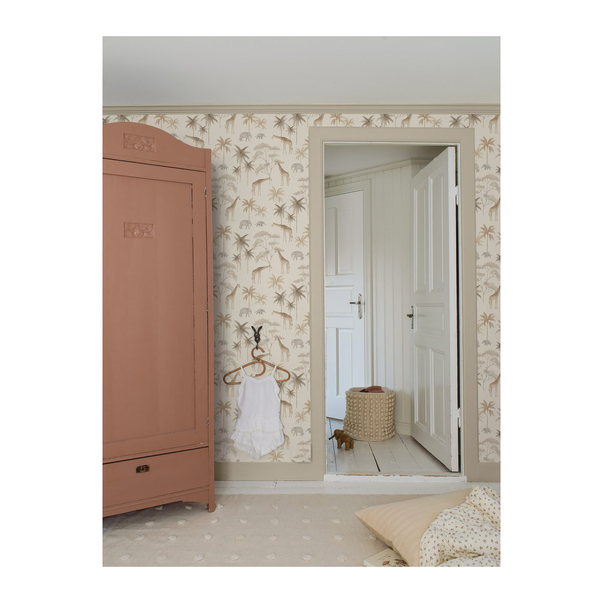 Borås Tapeter Wallpaper Savannah 6938 in Beige mit Animal-Print aus Papier - Bild 1