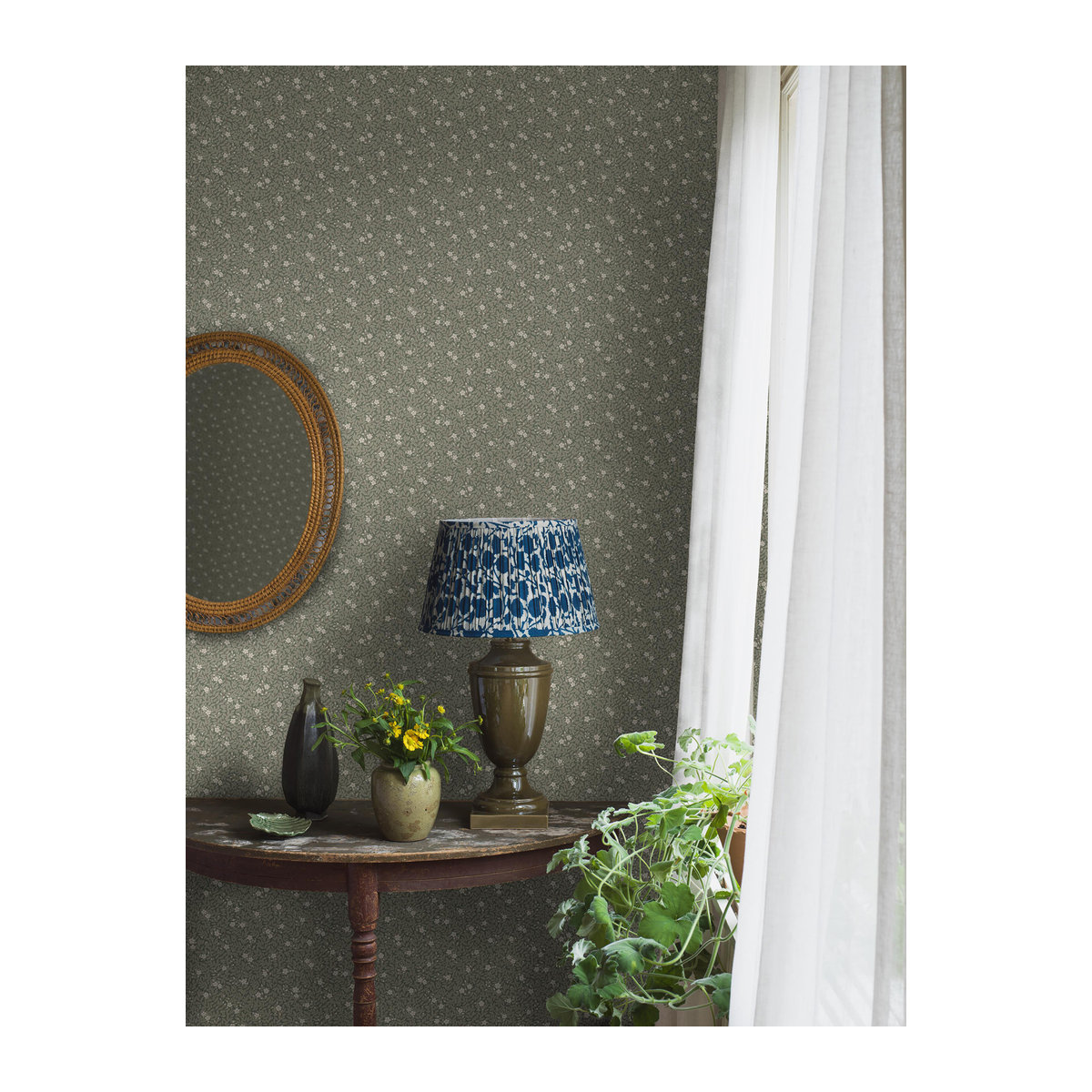 BoråsTapeter Tapete Myrten in Weiß und Grün mit Blumenmuster 5716 - Bild 1