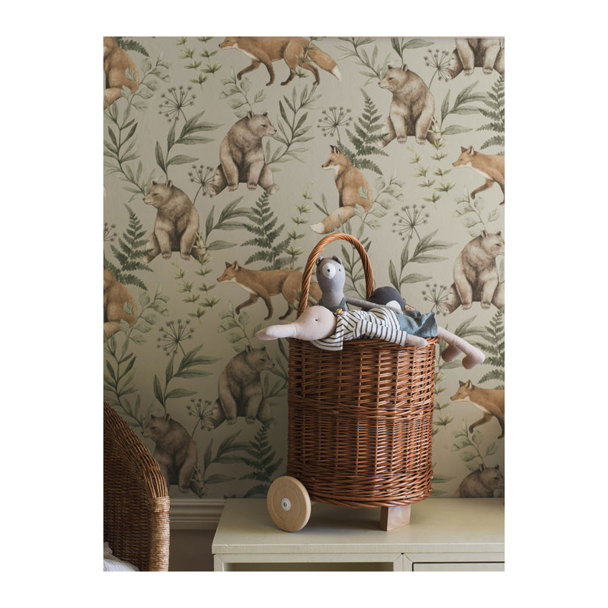 BoråsTapeter Wallpaper Wild Forest 6921 mit buntem Tierprint - Bild 2