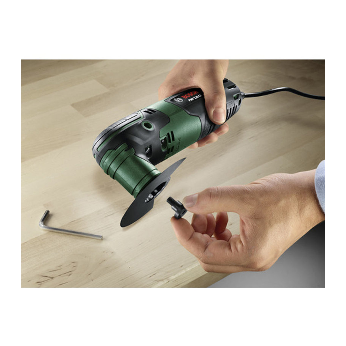 Bosch Home and Garden PMF 220 CE Multifunktionswerkzeug mit 220 W und Zubehör im Koffer - Bild 2