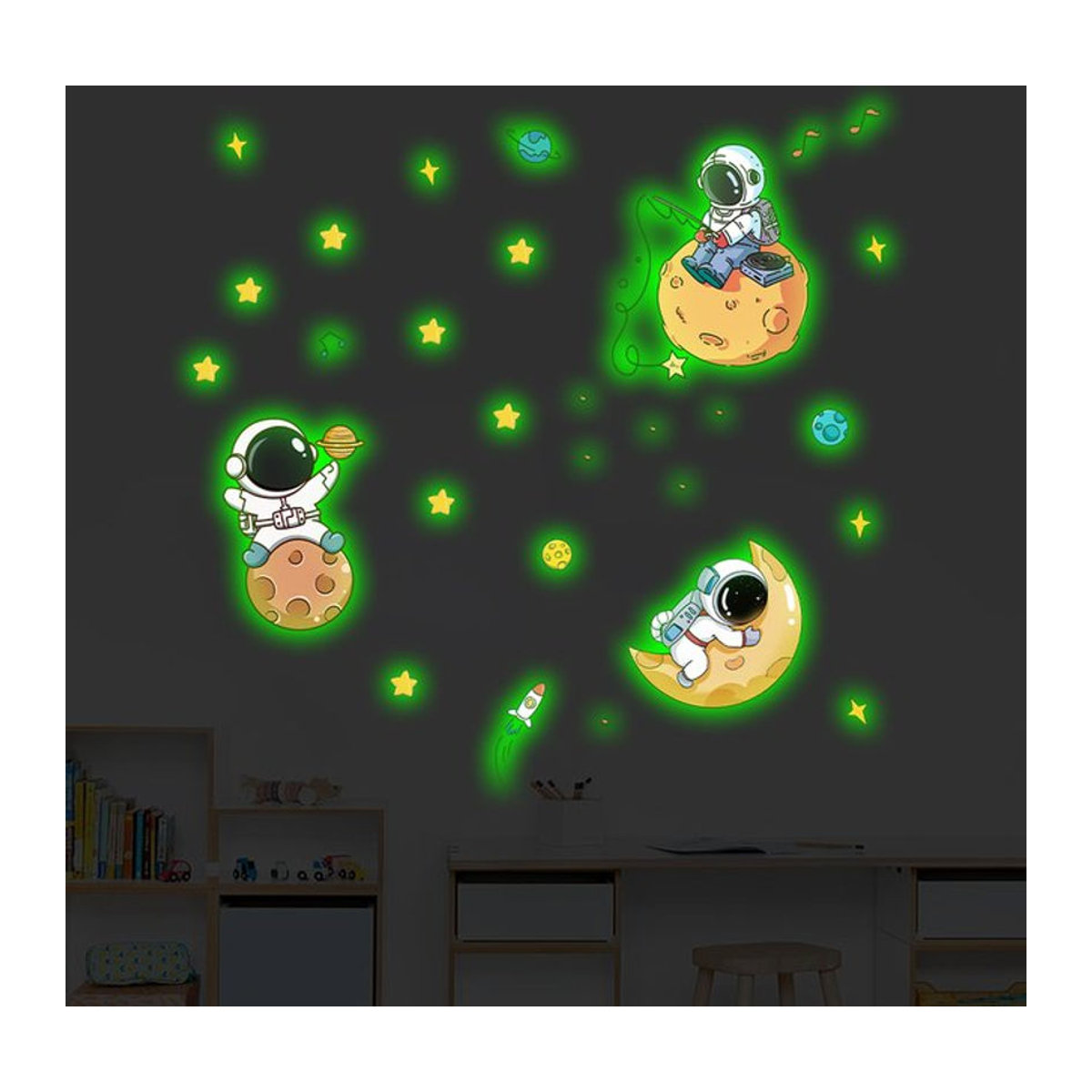 BRUP Selbstklebende Astronauten-Wandaufkleber mit Sternen im Weltraumdesign, mehrfarbig, leuchtend im Dunkeln für Kinderzimmer und Schlafzimmer - Bild 1