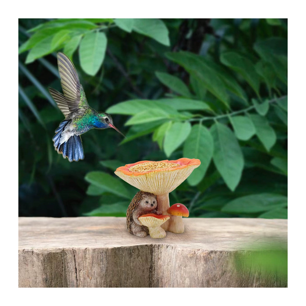 Bunte Igel-Pilz-Vogelfutterstation aus Kunstharz als Gartenskulptur und Wildvogel-Futterstation für den Außenbereich - Bild 5