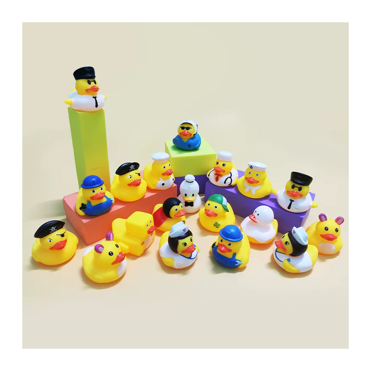 Bunte Mini Gummienten für Jeeps und als Spielzeug für Kinder oder Party-Gastgeschenke von BXA - Bild 3