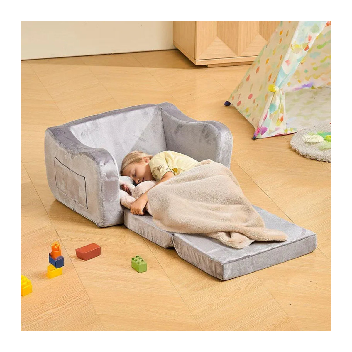 Buying Solutions MB 2-in-1 Kindersofa Grau, faltbares Kleinkind-Weichsofa aus Stoff und Samt mit Armlehnen, umwandelbarer Kleinkindstuhl zum Liegesessel, B/T/H: 60 x 44,5 x 40,5 cm - Bild 8