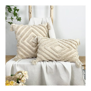 CANIRICA Kissenbezug aus 100 % Baumwolle im Boho-Stil mit geometrischem Design und Quasten, Weiß und Beige