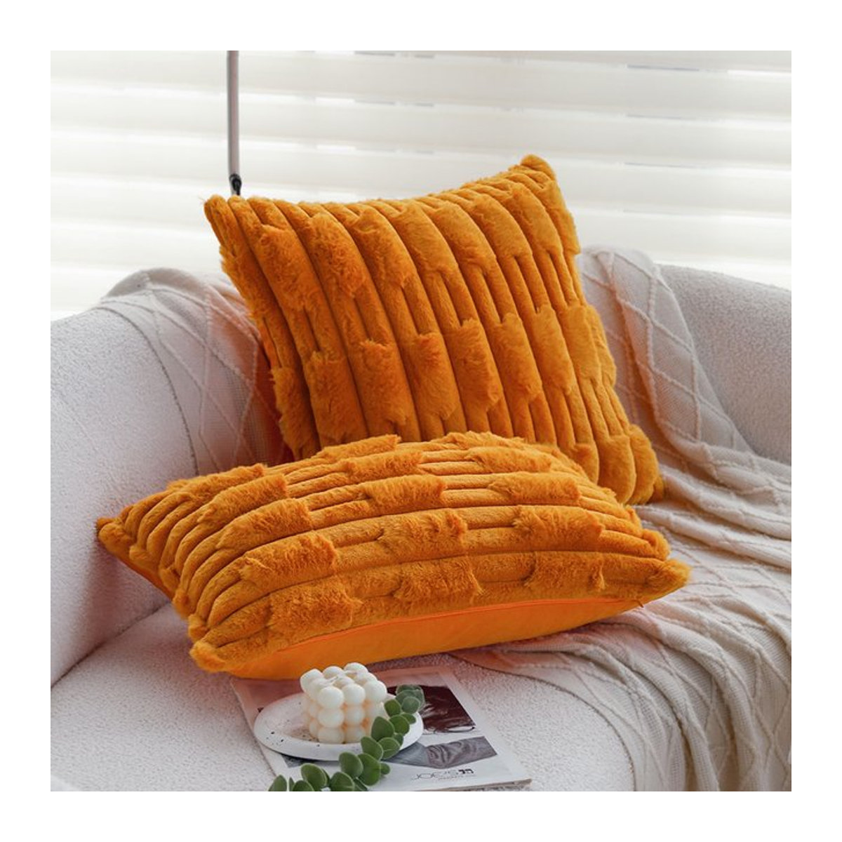 CANIRICA Kissenbezug aus weichem Plüsch in Orange für Sofa und Schlafzimmer mit Reißverschluss - Bild 1
